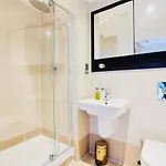 Deluxe Apt, River Canal View& Free Parking! * Leeds (West Yorkshire)