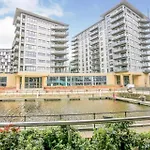 Apartamento Deluxe Apt, River Canal View& Free Parking!