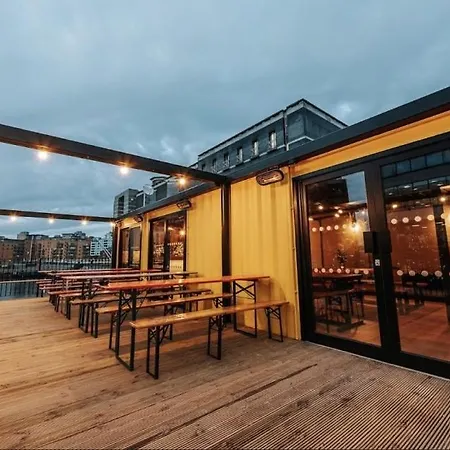 公寓 Deluxe Apt, River Canal View& Free Parking!