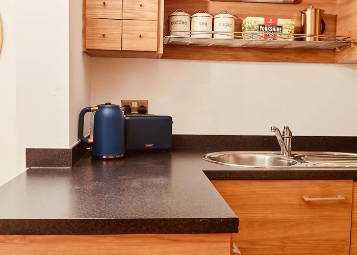 아파트 Deluxe Apt, River Canal View& Free Parking! *